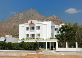 Отель Arpanaa Hotel  Тируваннамалай